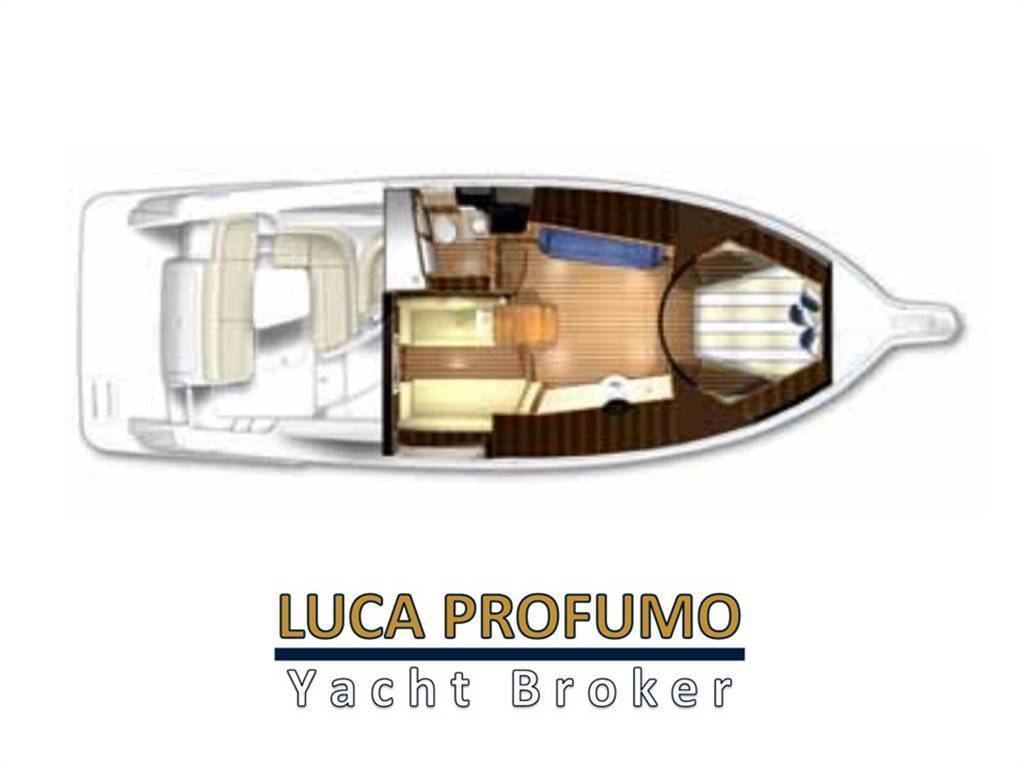 Tiara Yachts 3900 Sovran