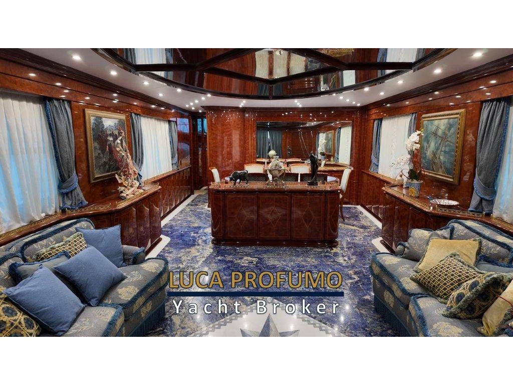 Cantieri di Pisa Akhir 26 S