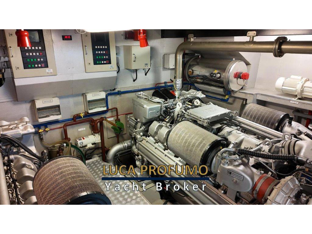 Cantieri di Pisa Akhir 26 S