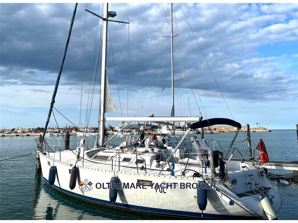 BENETEAU OCEANIS 390