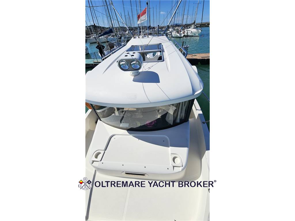 QUICKSILVER 755 PILOT HOUSE