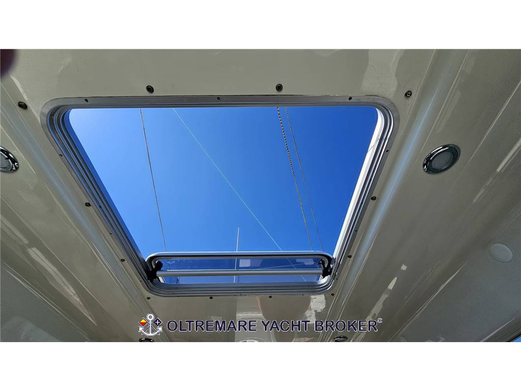 QUICKSILVER 755 PILOT HOUSE