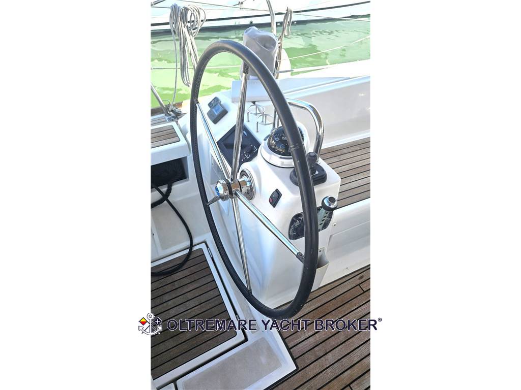 BENETEAU OCENIS 45