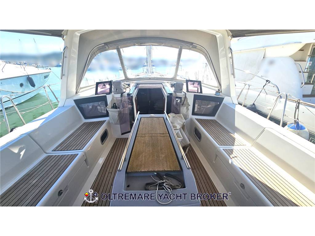 BENETEAU OCENIS 45