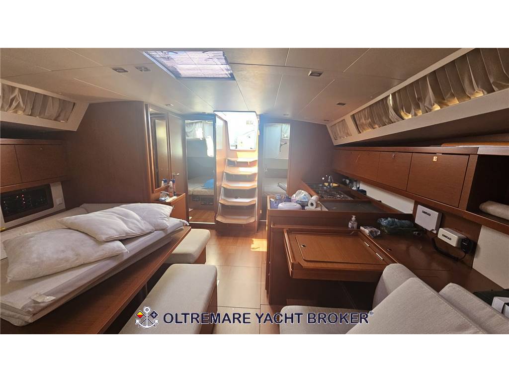 BENETEAU OCENIS 45