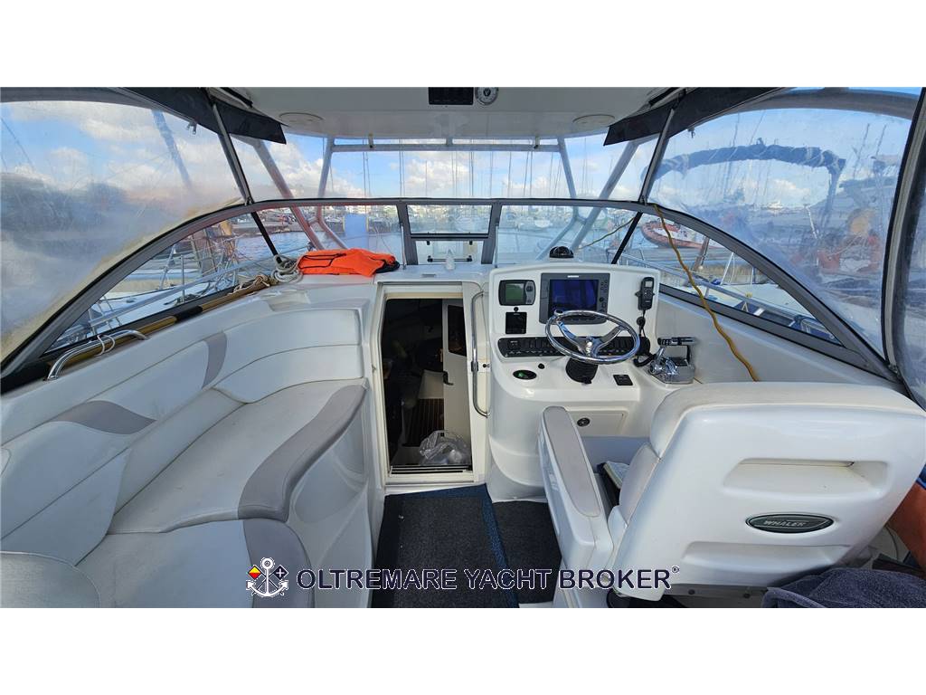 BOSTON WHALER 305 CONQUEST