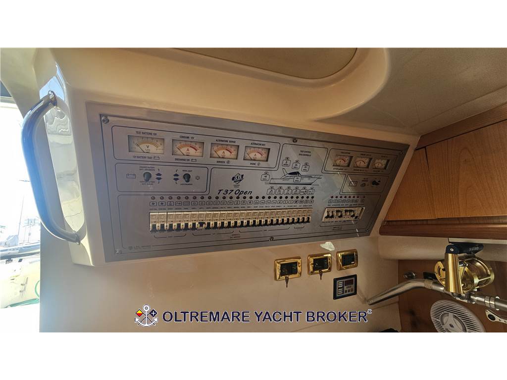 3 B CRAFT T 37 OPEN