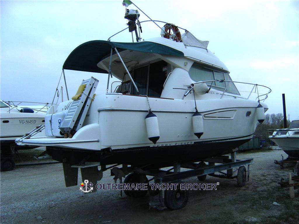 JEANNEAU MERRY FISHER 925 FLY