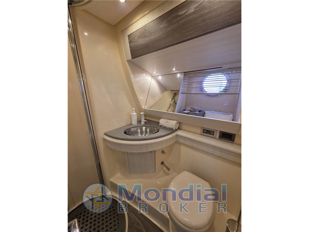 Azimut 50 fly