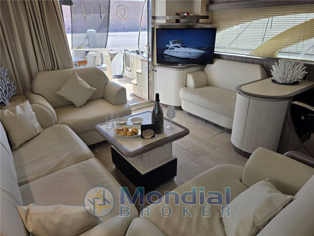 Azimut 50 fly