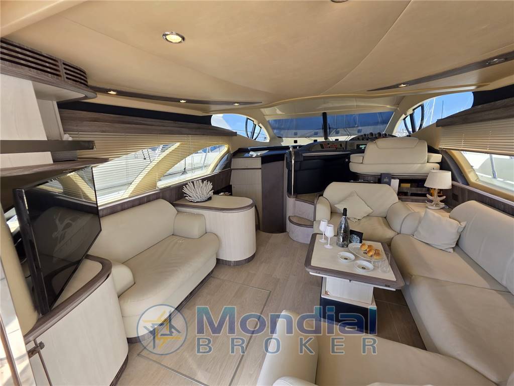 Azimut 50 fly