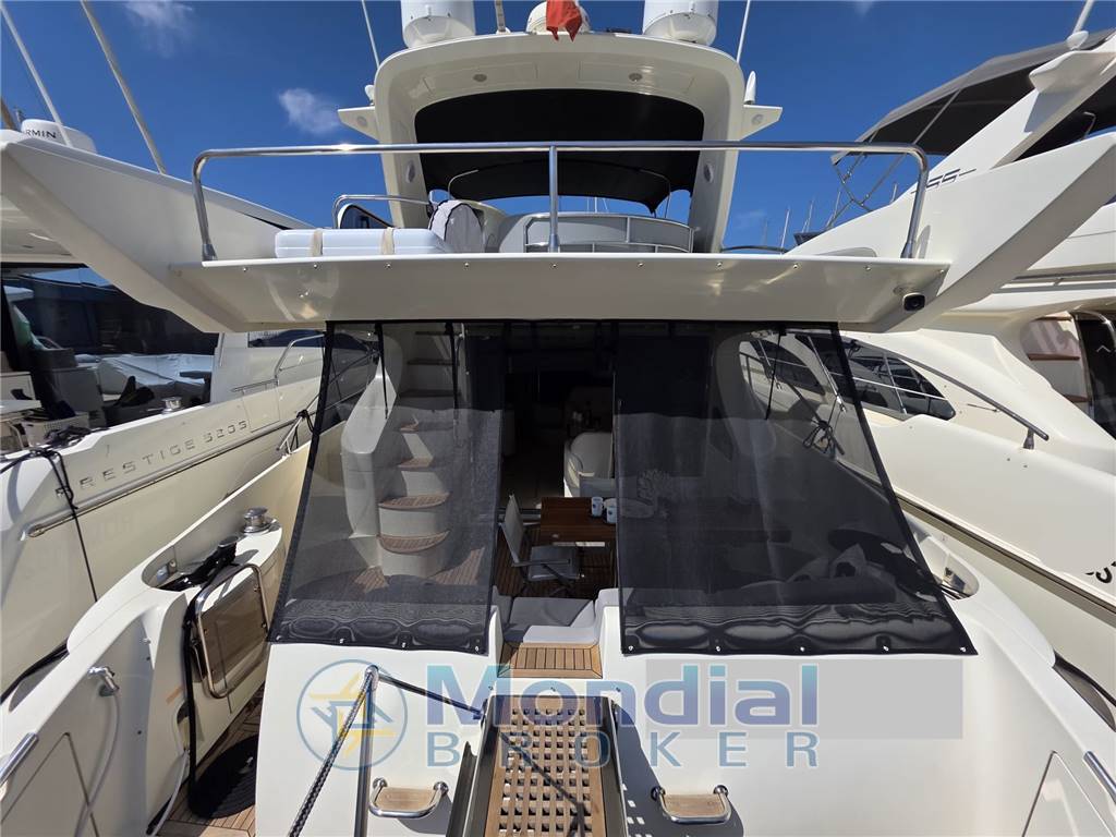 Azimut 50 fly