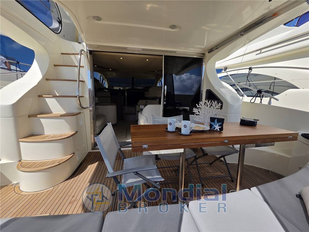 Azimut 50 fly