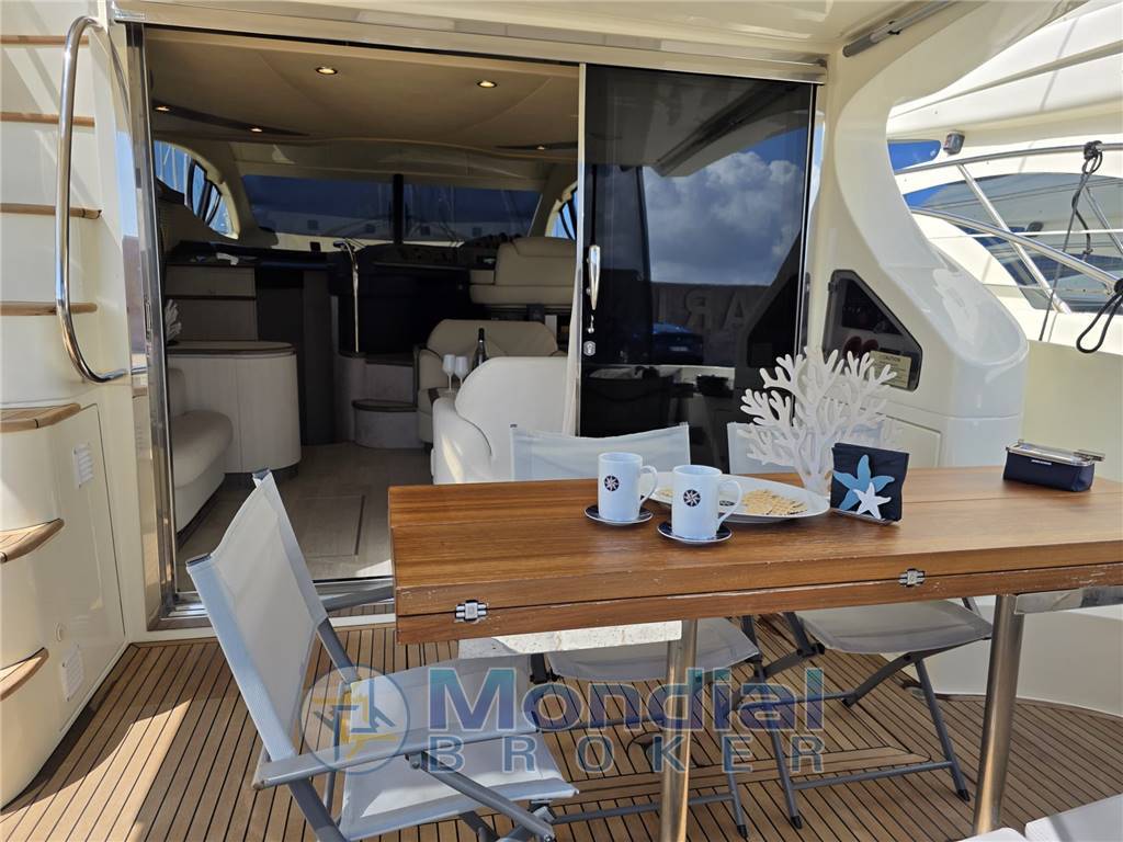 Azimut 50 fly