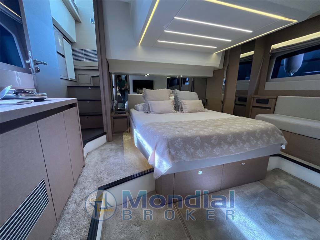 Prestige 520
