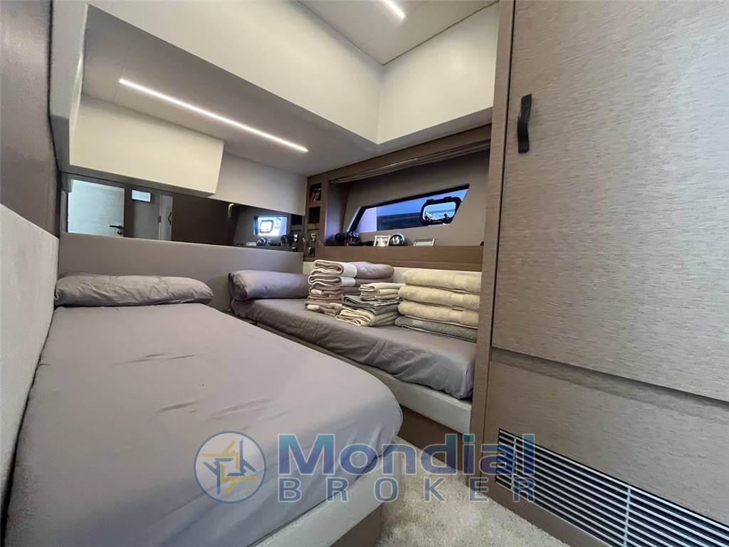 Prestige 520