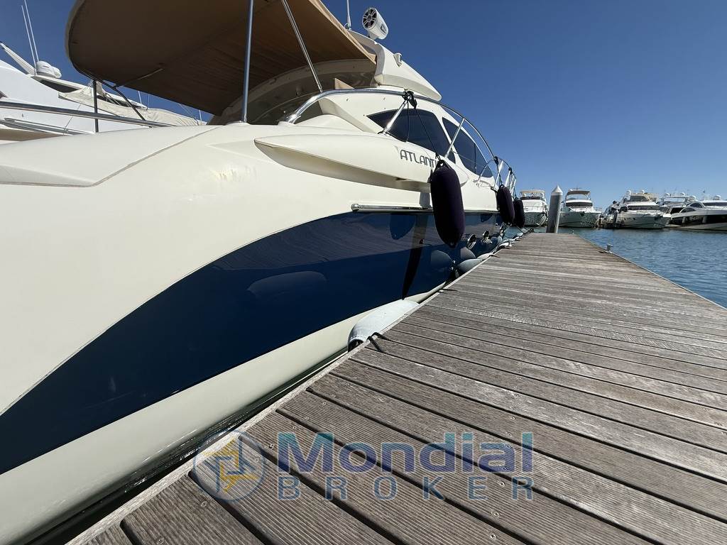 Atlantis 55