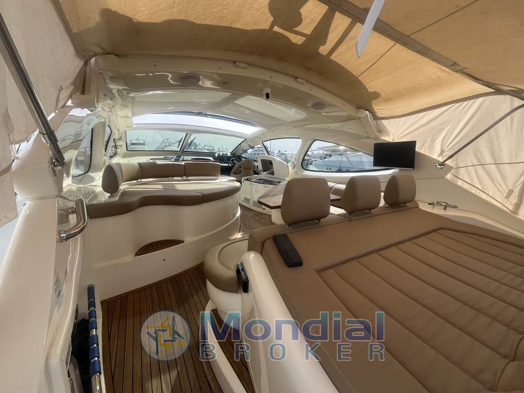 Atlantis 55