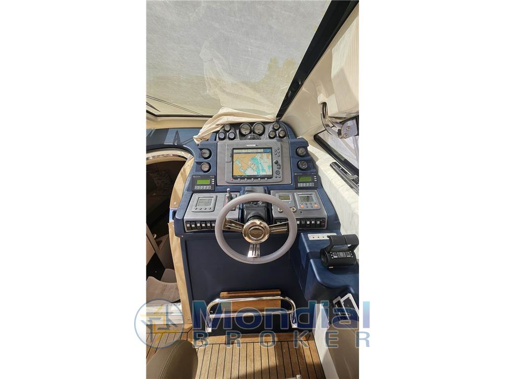 Atlantis 55