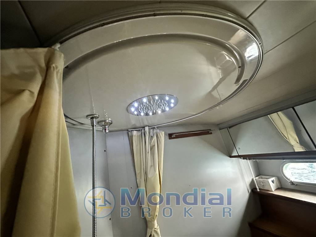 Ferretti Altura 47 Open