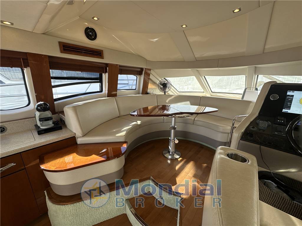 Sea Ray 505 Sedan Bridge