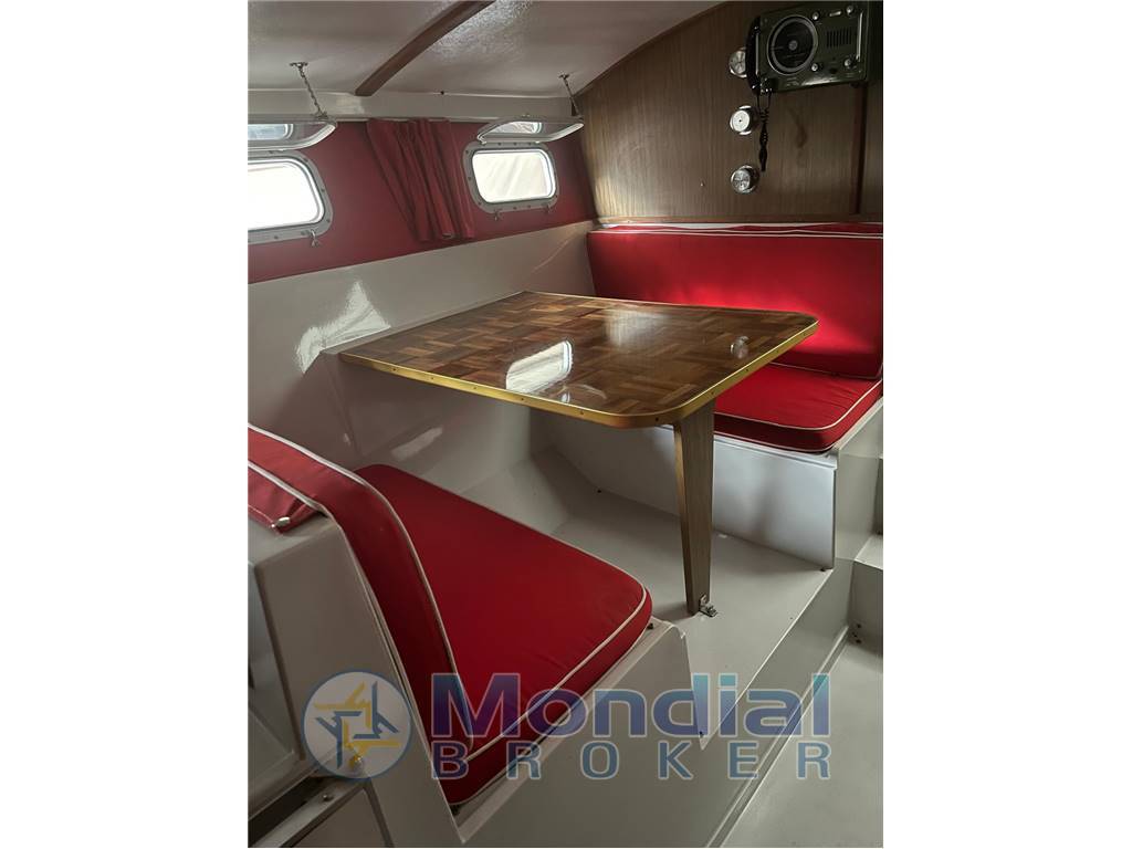 Magnum Marine 38 sport