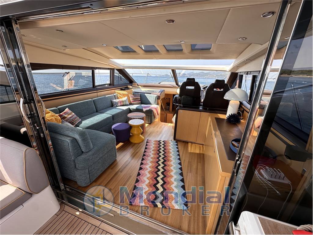 Princess V62