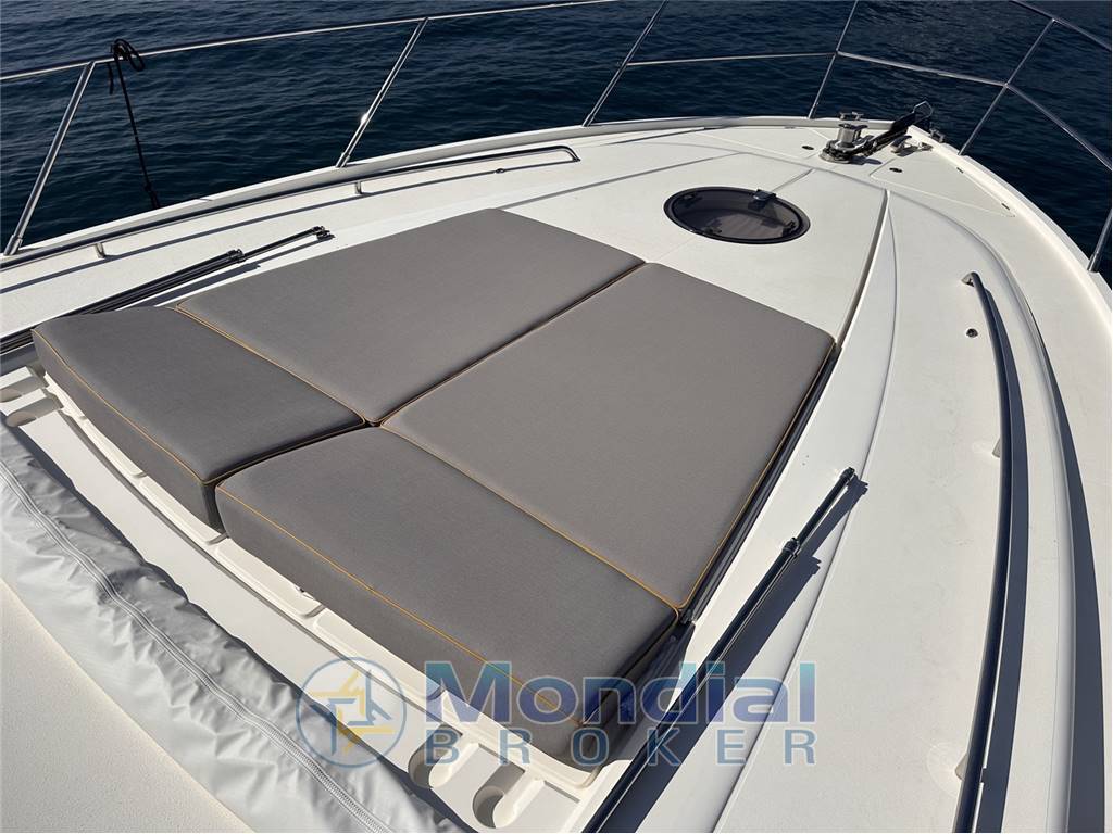 Princess V62