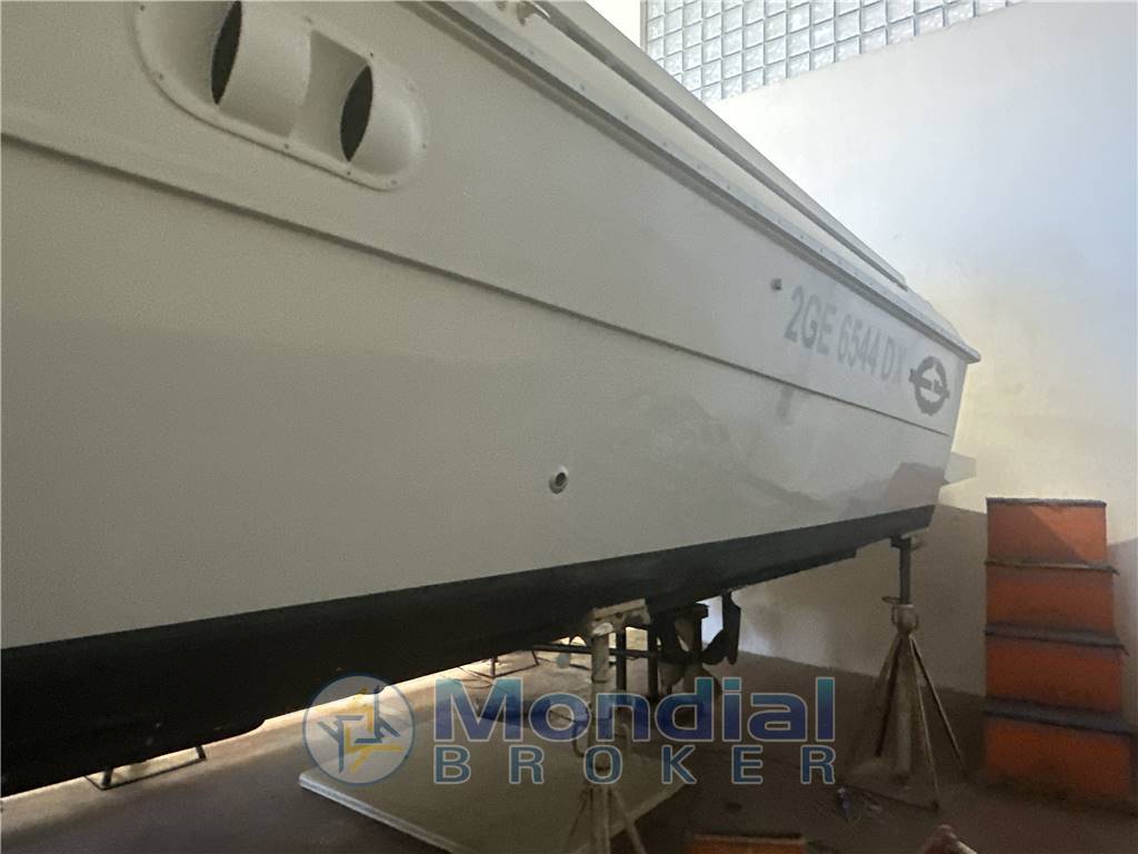 Magnum Marine 40