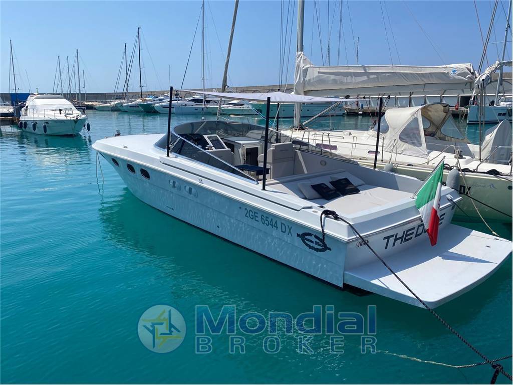 Magnum Marine 40