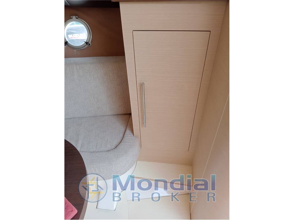 Sessa Marine Key Largo 28