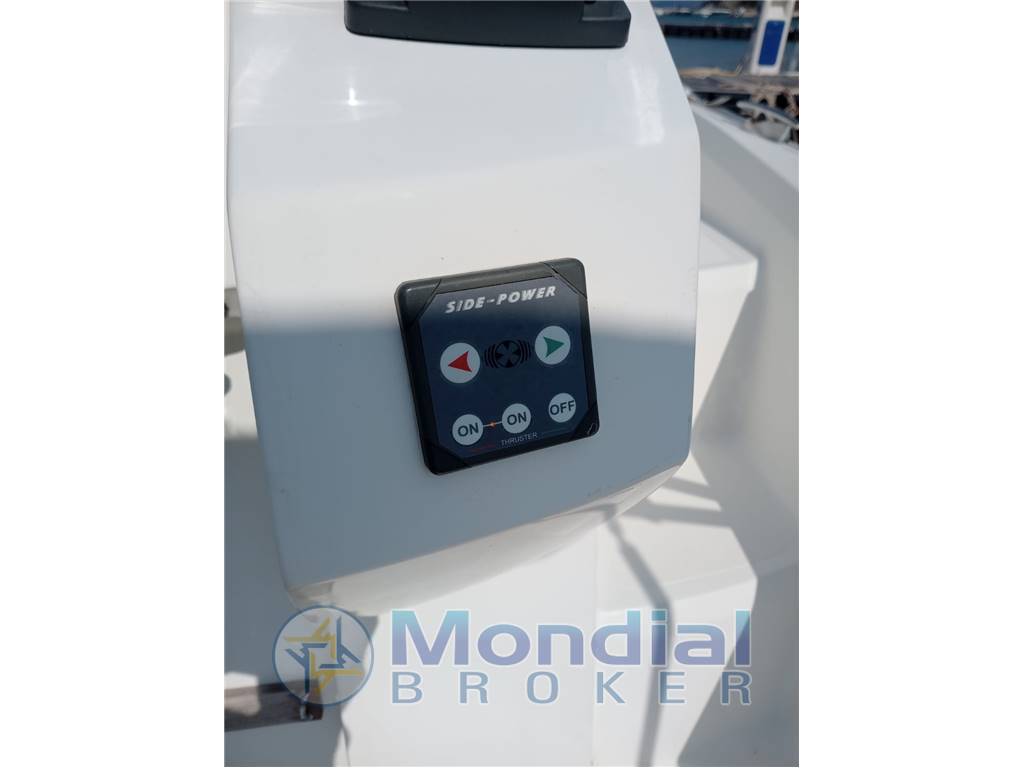 Sessa Marine Key Largo 28