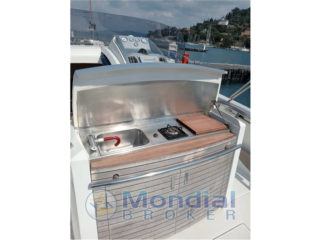 Sessa Marine Key Largo 28