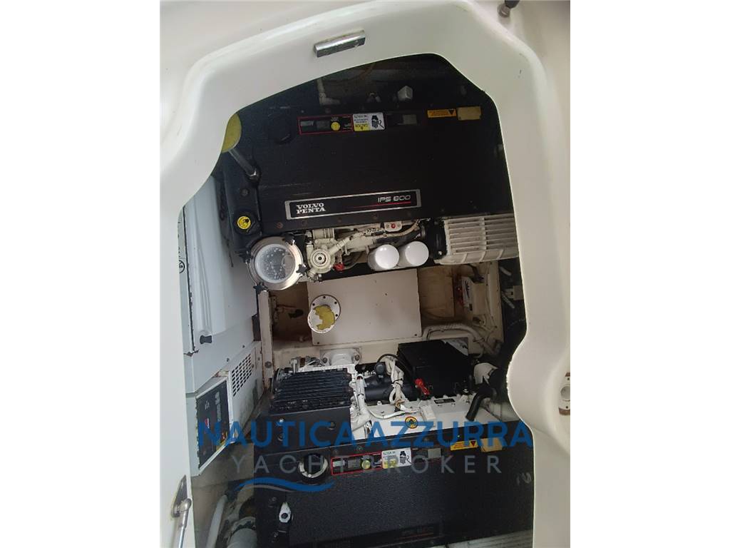 TIARA YACHT 4300 SOVRAN