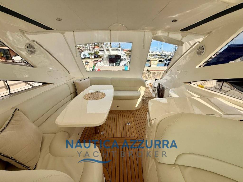 PRINCESS V48
