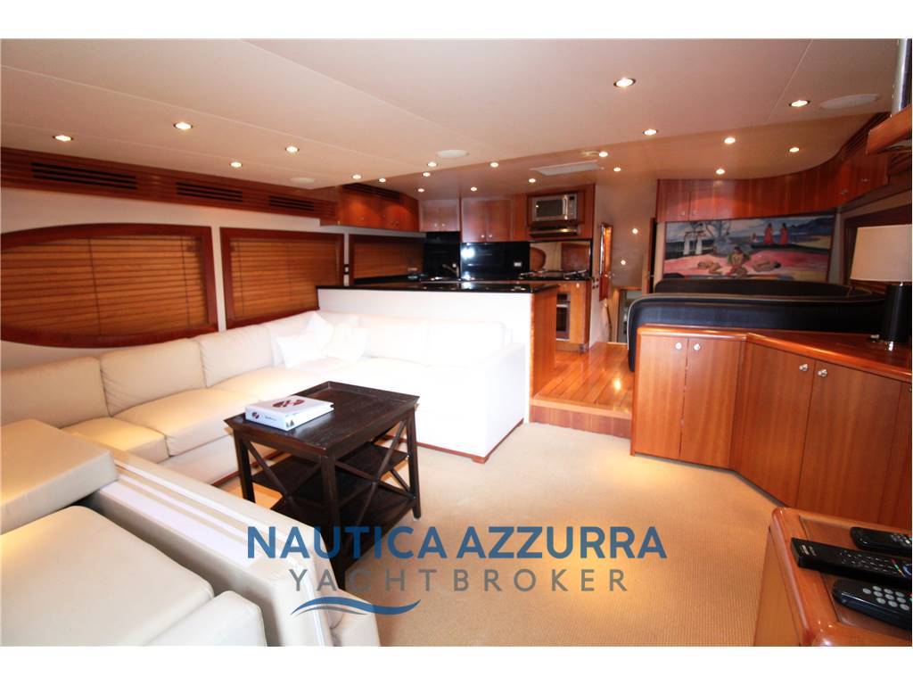 HATTERAS 68 CONVERTIBLE