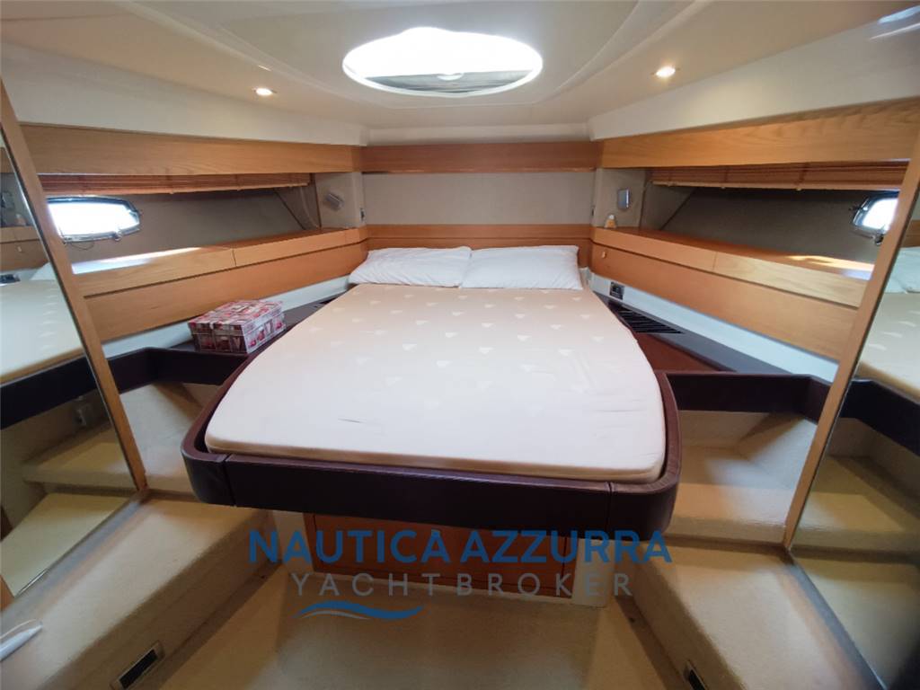 FAIRLINE TARGA 64