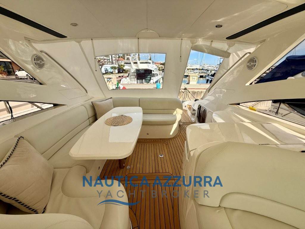 PRINCESS V48