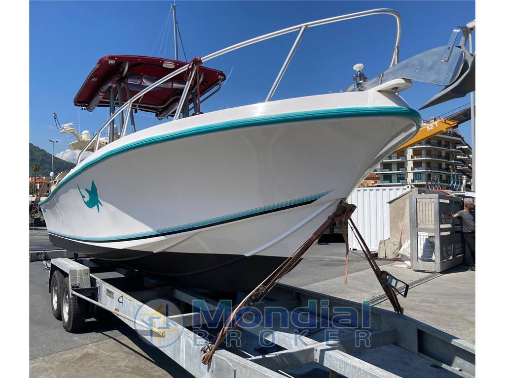 Mako Marine Mako 221 CC