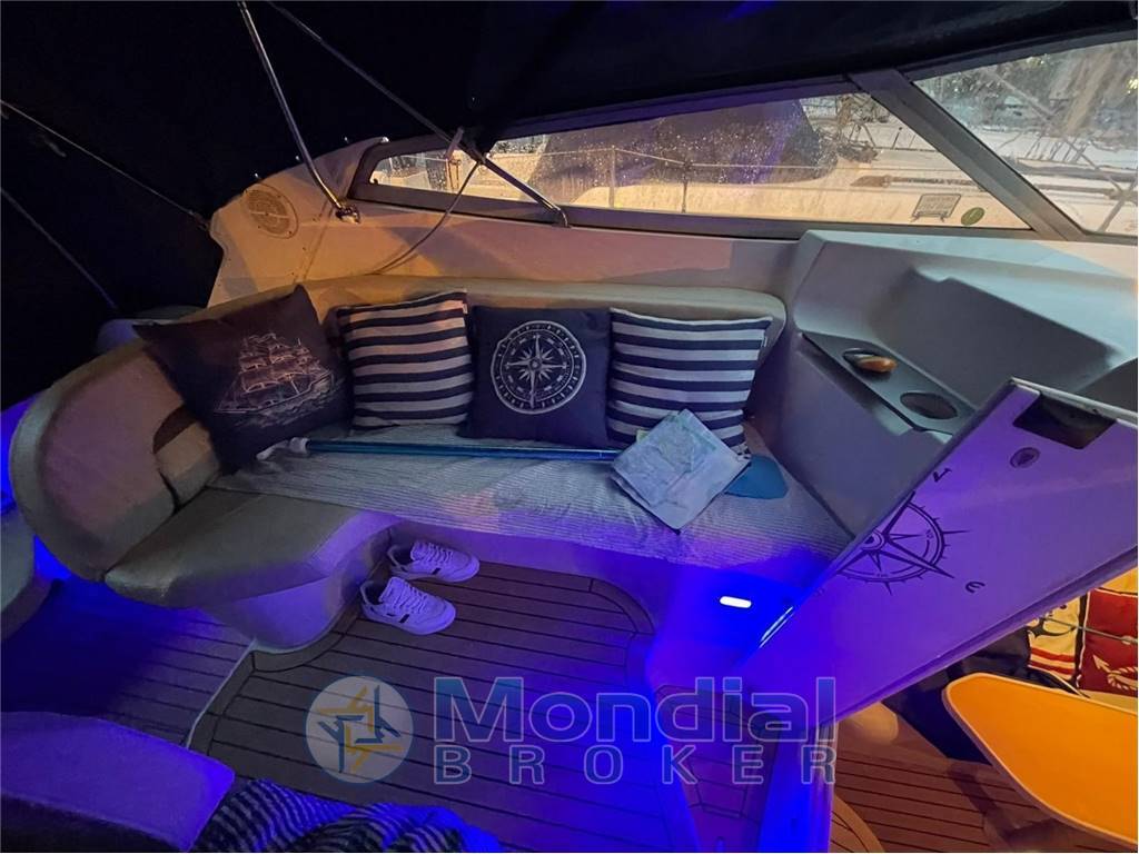 REGAL MARINE 2760 COMMODORE 2860