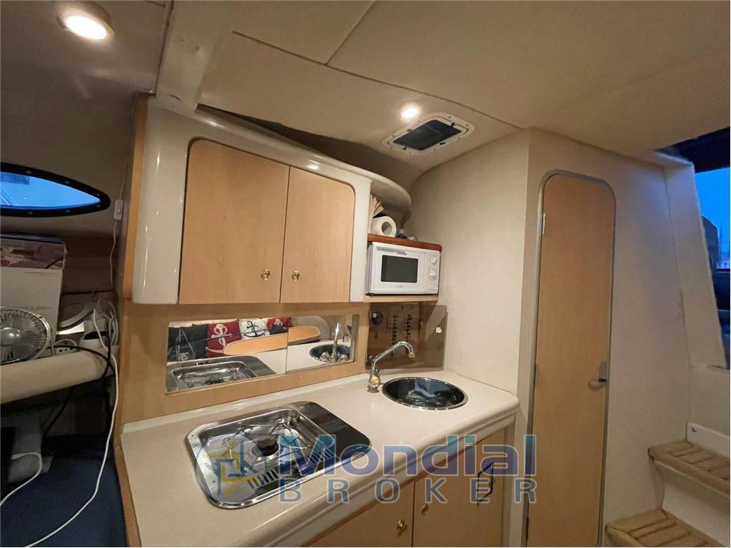 REGAL MARINE 2760 COMMODORE 2860