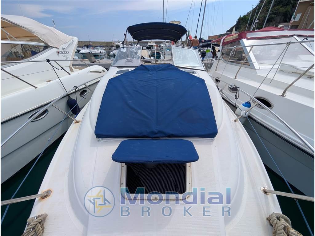 REGAL MARINE 2760 COMMODORE 2860