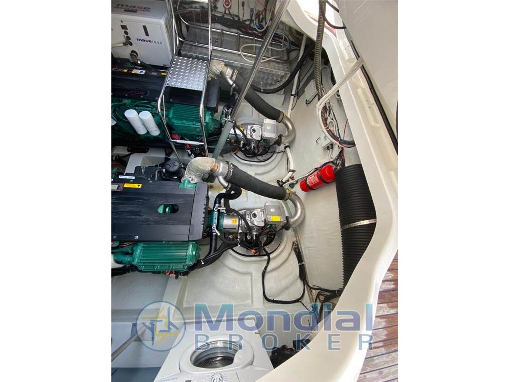 BAVARIA 43 HT BAVARIA