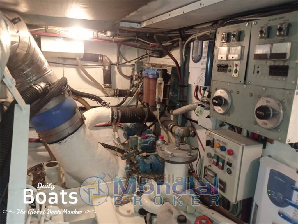 BERTRAM CONVERTIBLE 60