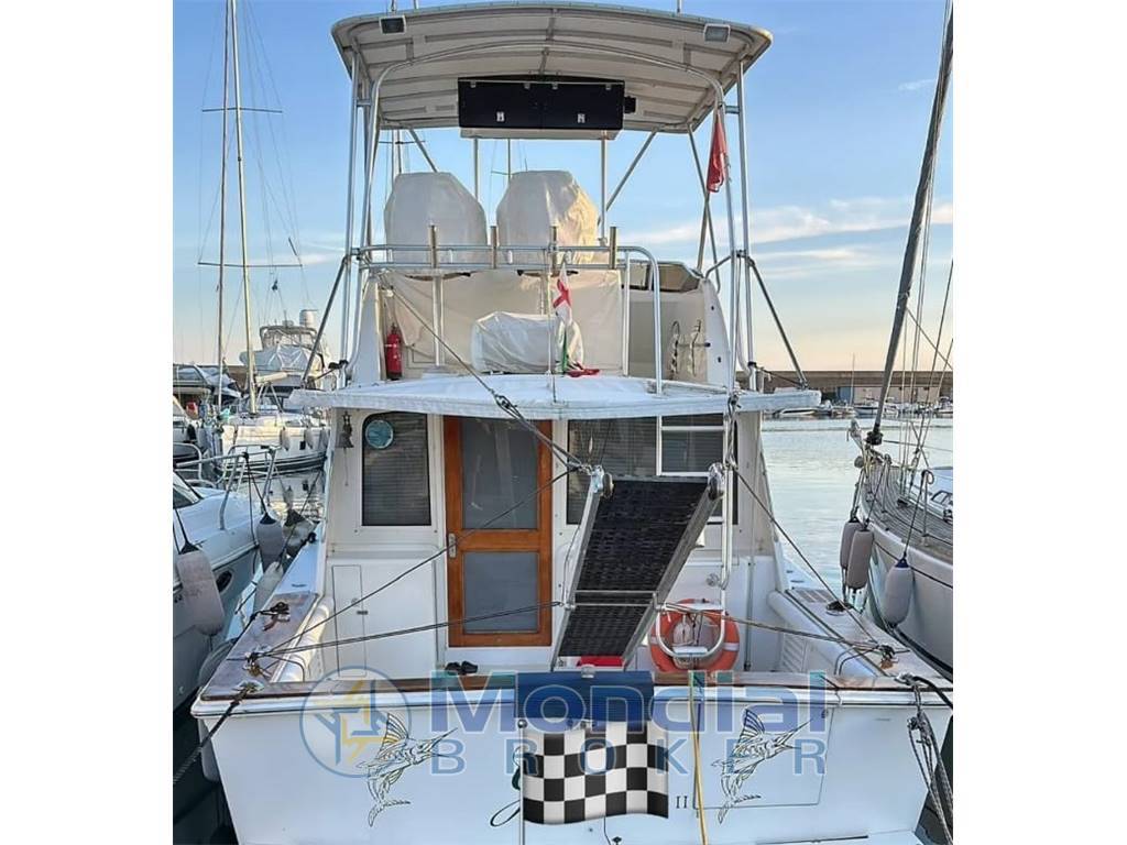 EGG HARBOR 35 GOLDEN EGG