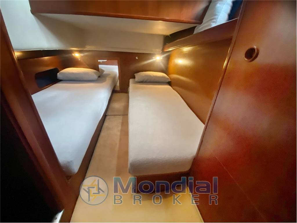 Beneteau Antares 10,80