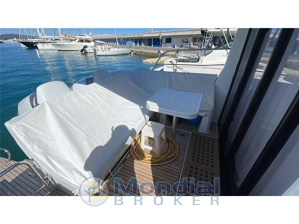 BENETEAU ANTARES 11 OB COUPE