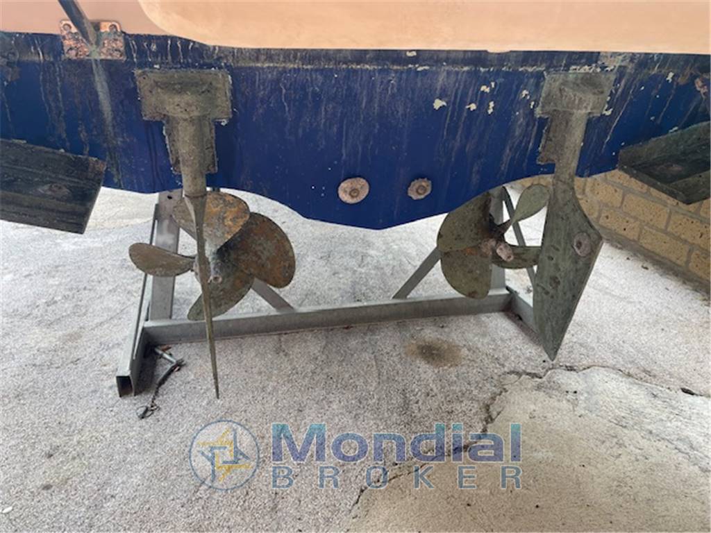 SESSA MARINE DORADO 32 FLY