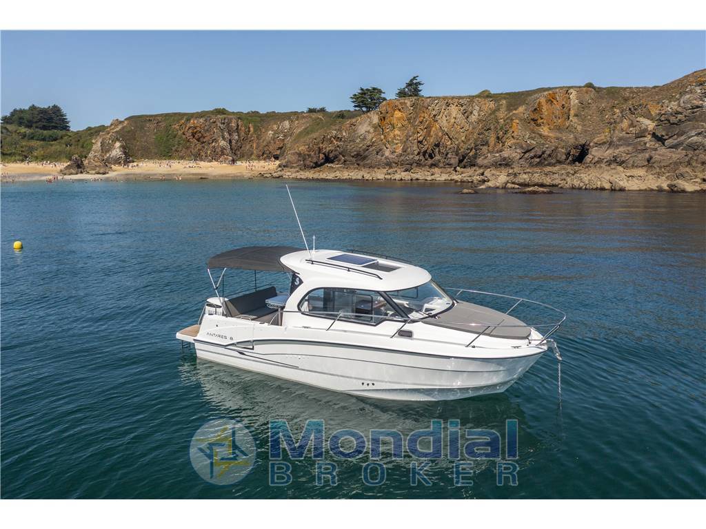 BENETEAU ANTARES 8