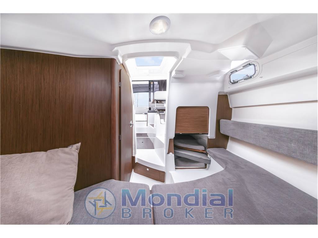 BENETEAU ANTARES 8
